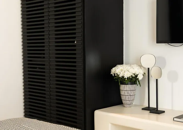 Hotiday Mykonos North Coast فندق آغيوس ستيفانوس