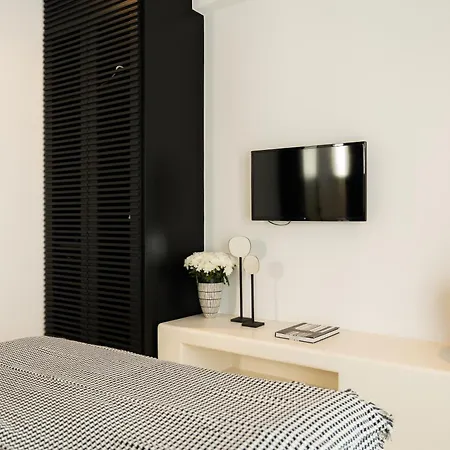 Otel Hotiday Mykonos North Coast 5*