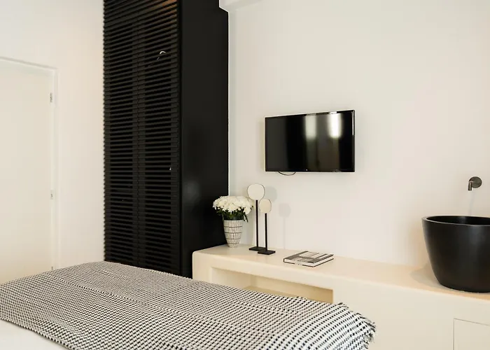 Otel Hotiday Mykonos North Coast 5*