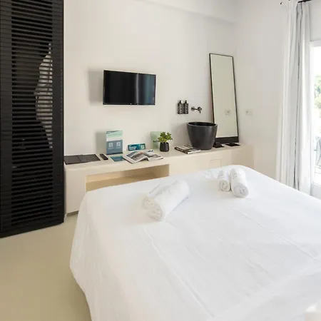 Otel Hotiday Mykonos North Coast 5*