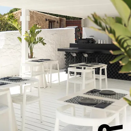 Hotiday Mykonos North Coast Otel 5*
