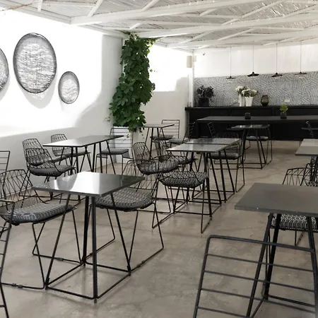 Otel Hotiday Mykonos North Coast 5*